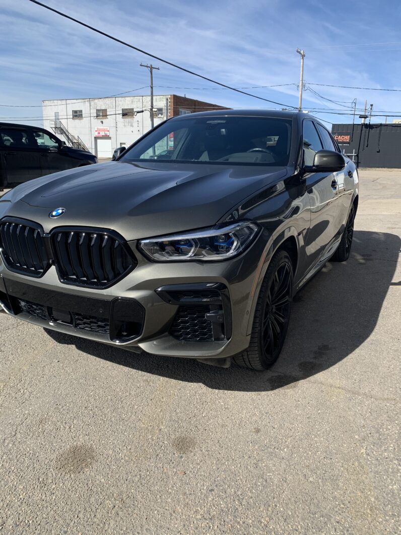 
								2022 BMW X6 xDrive40i full									