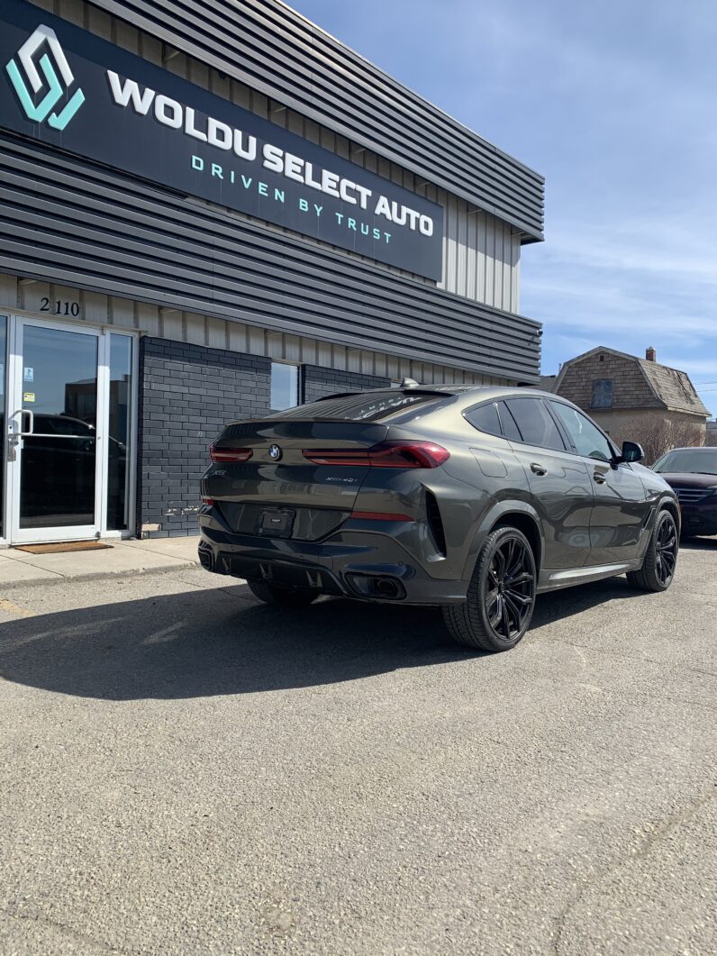 
								2022 BMW X6 xDrive40i full									