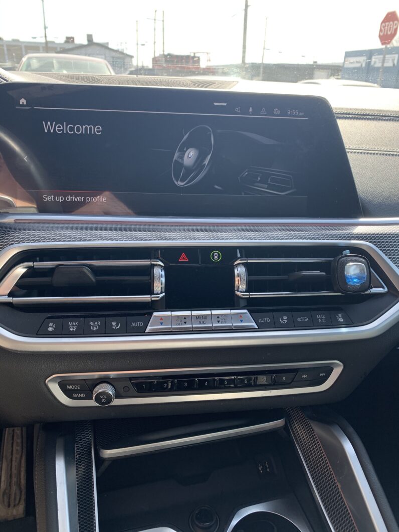 
								2022 BMW X6 xDrive40i full									