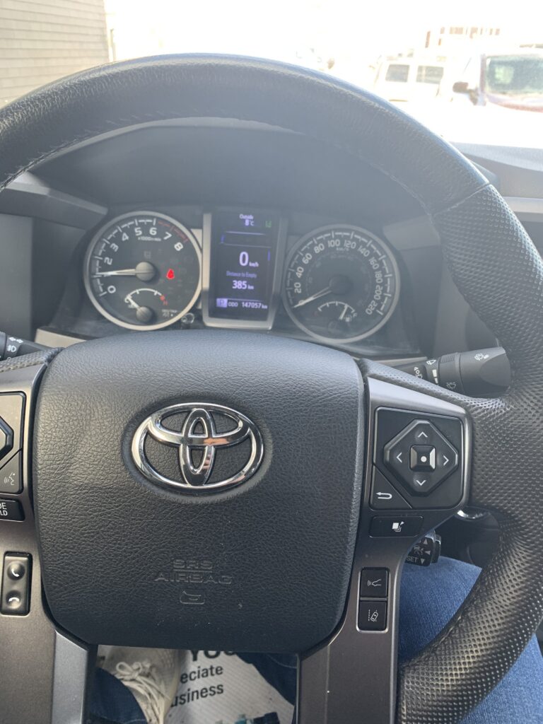 2020 TOYOTA Tacoma SR5