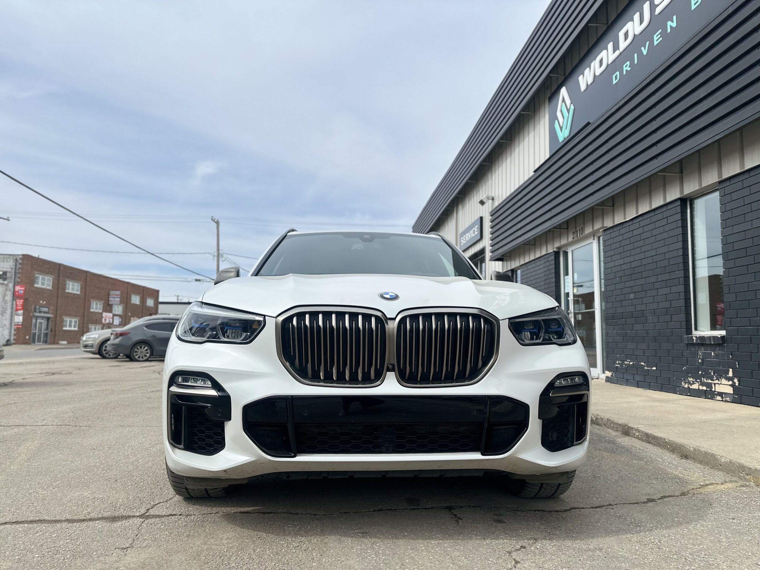 2020 BMW X5 M50i