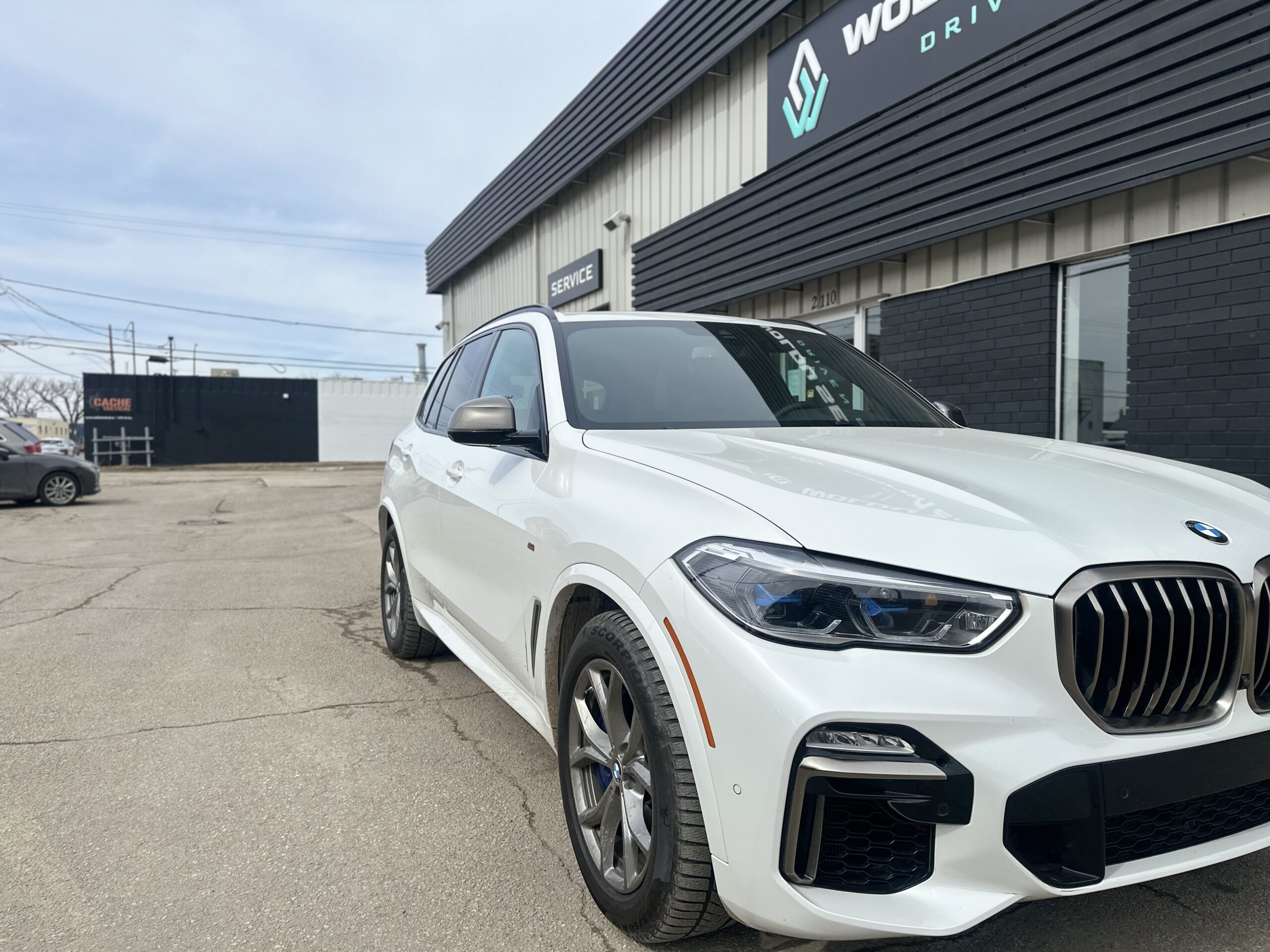 2020 BMW X5 M50i